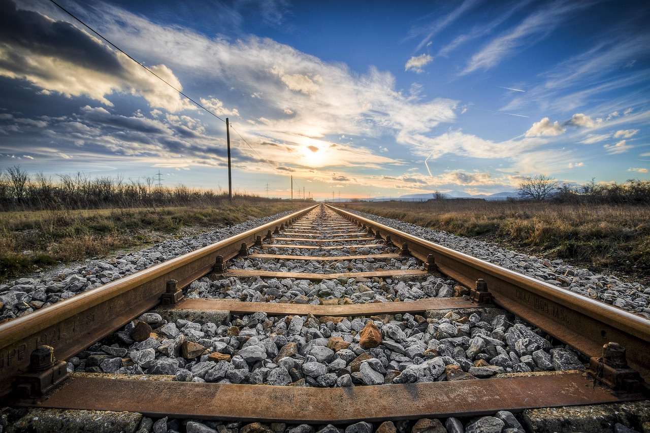 Canadian Pacific Kansas City Boosts Dividend by 20% Amid Long-Term Growth Strategy