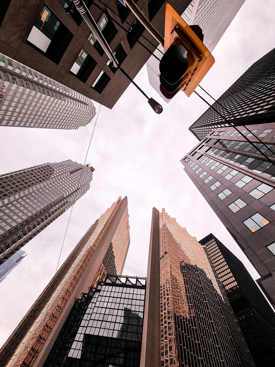 RBC Leans on HSBC Acquisition and Wealth Division for Q2 Profit Boost