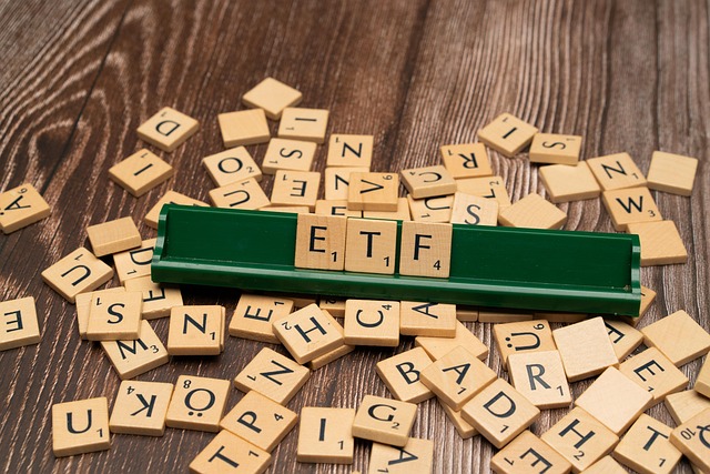 TFSA Investors: 3 Canadian Dividend ETFs That Pay Monthly and Yield Up to 5%